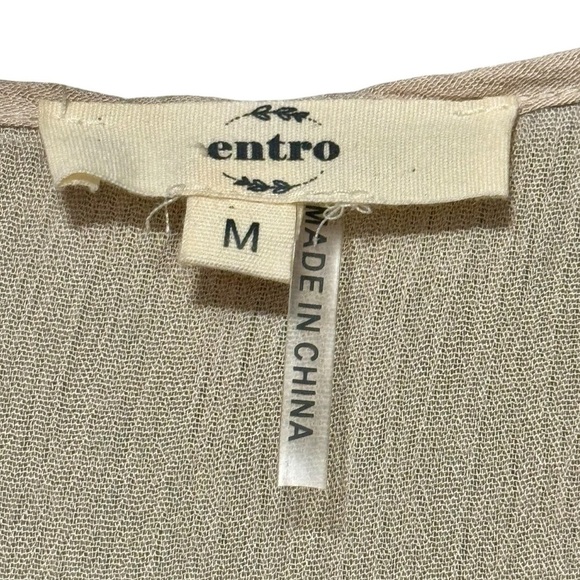 ENTRO Romantic Crepe with Crochet Lace Floral Appliqué Accent Long Sleeve Top - Picture 7 of 9